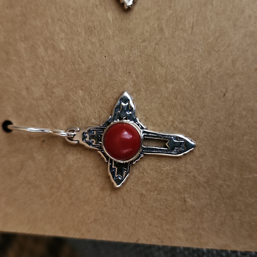 Beautiful NWOT Native American Navajo Sterling & Coral Earrings - Picture 3 of 11
